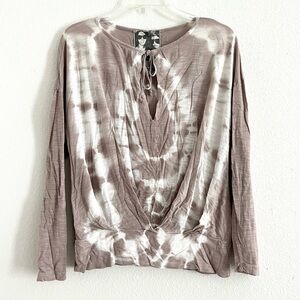 Young Fabulous & Broke Tan White Tie Dye Draped Long Sleeve Keyhole Top Small